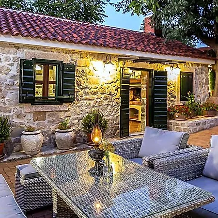 Ξενοδοχείο Heritage & Estate Raznjevica Dvori Ad 1307 5*