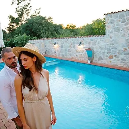 Heritage & Estate Raznjevica Dvori Ad 1307 Hotel Vrana (Zadar)